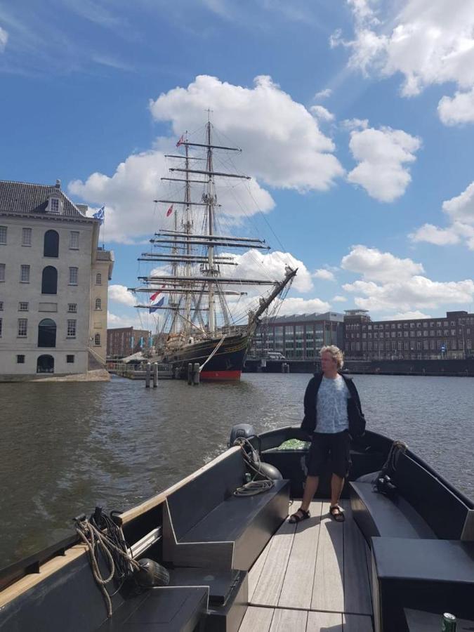 Hotel Euphrate Houseboat Amsterdam Exterior foto