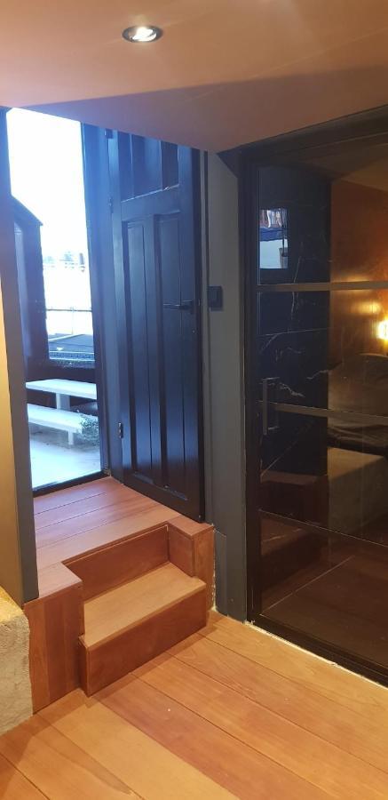 Hotel Euphrate Houseboat Amsterdam Exterior foto