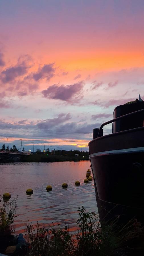 Hotel Euphrate Houseboat Amsterdam Exterior foto