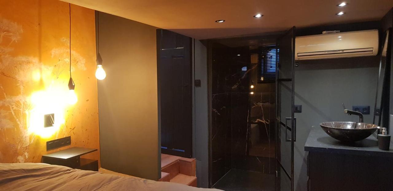 Hotel Euphrate Houseboat Amsterdam Exterior foto